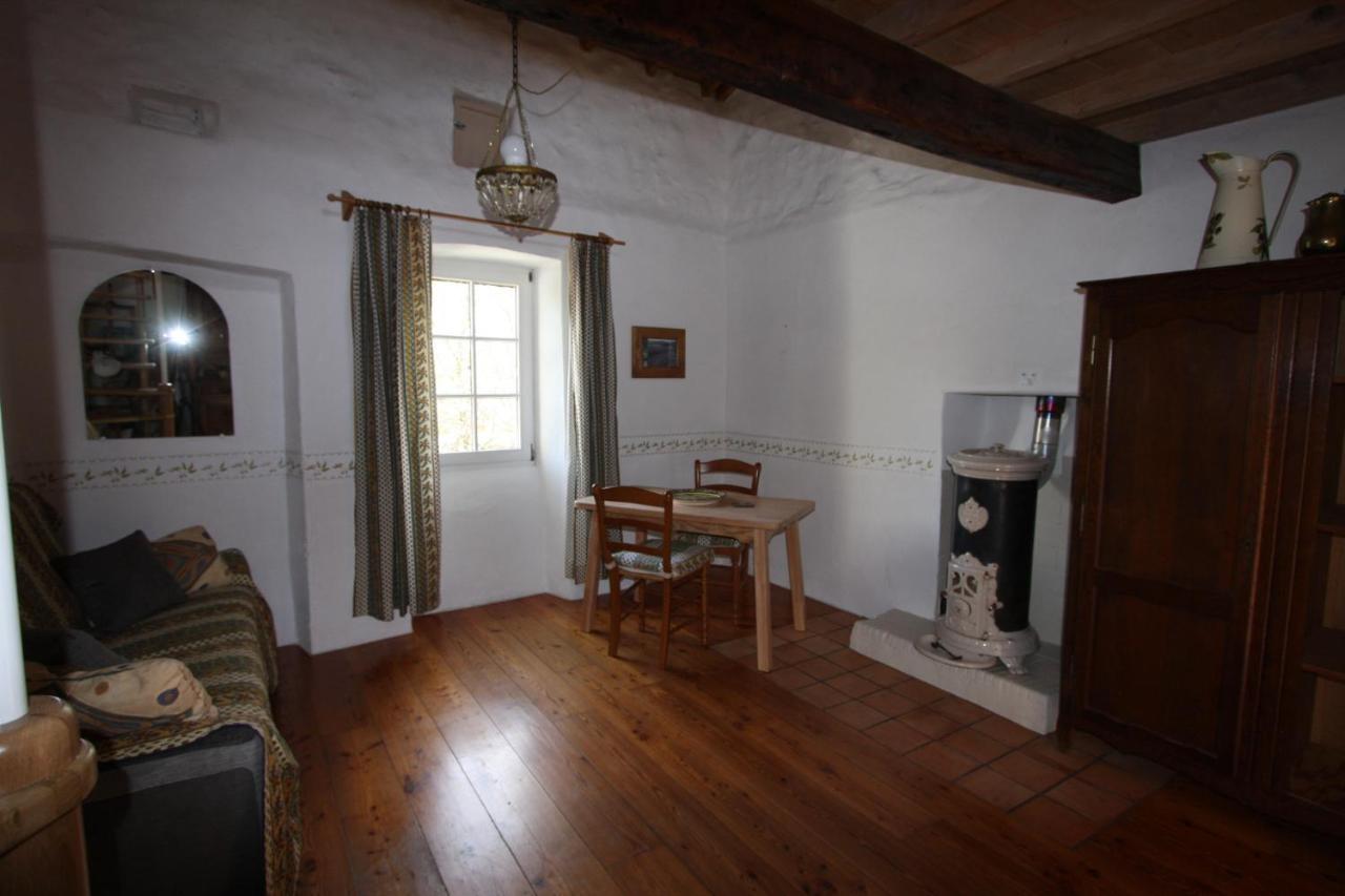 Touroulet Apartment Suze Luaran gambar