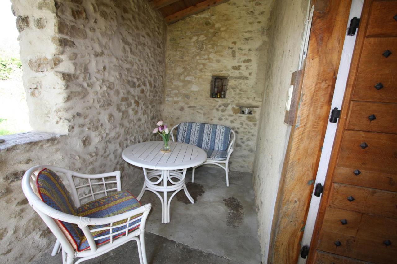 Touroulet Apartment Suze Luaran gambar